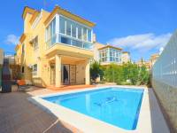 Resale - Villa - Orihuela Costa - Villamartin